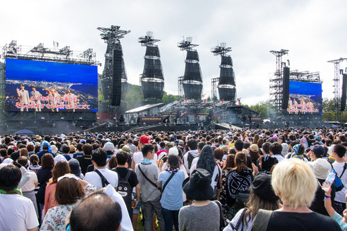 2018年夏、GLAY緑の島ライブ＆街角レポート | 特集一覧 | はこぶら