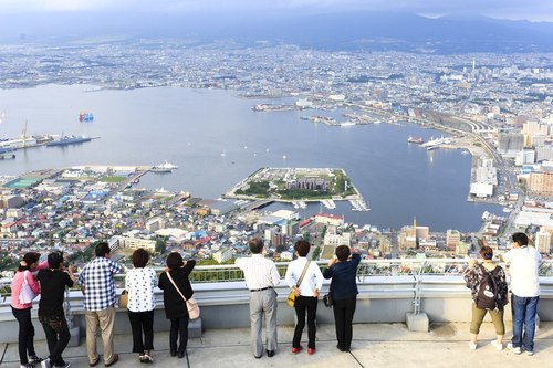 2018年夏、GLAY緑の島ライブ＆街角レポート | 特集一覧 | はこぶら