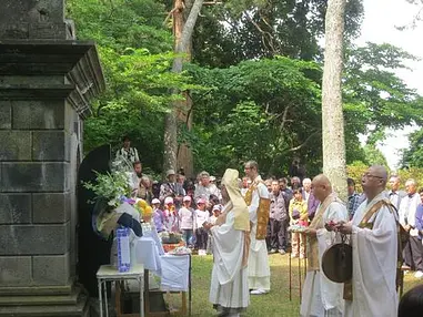 箱館戦争ゆかりの地、碧血碑前で慰霊祭