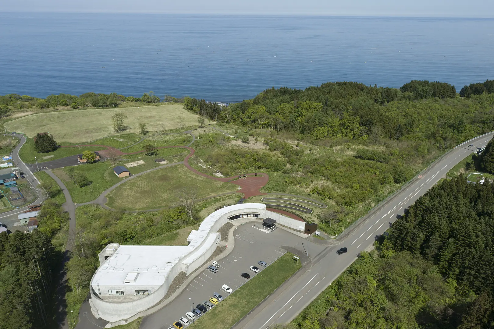 史跡垣ノ島遺跡と函館市縄文文化交流センター