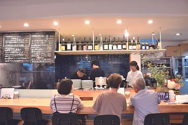 美味と美酒に出合う…住宅街の料理店＜その１＞