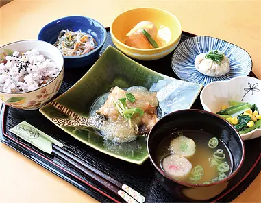 函館で味わう癒やしのヘルシーランチ＜その１＞